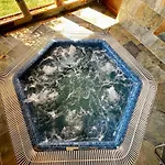 Odmor - Krajina Iv & Jacuzzi Feriehus